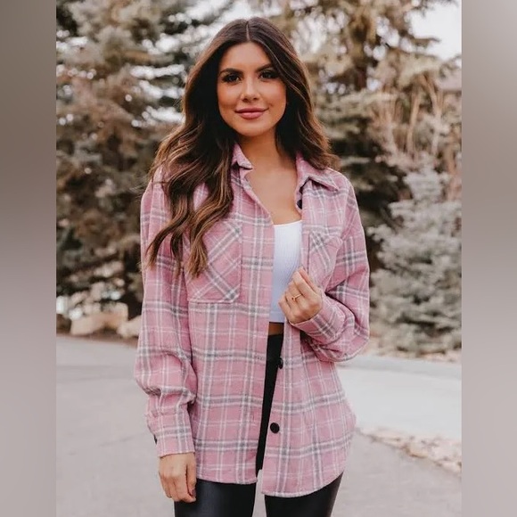 CHIC EDGE PINK PLAID FLANNEL SHACKET - Picture 1 of 3